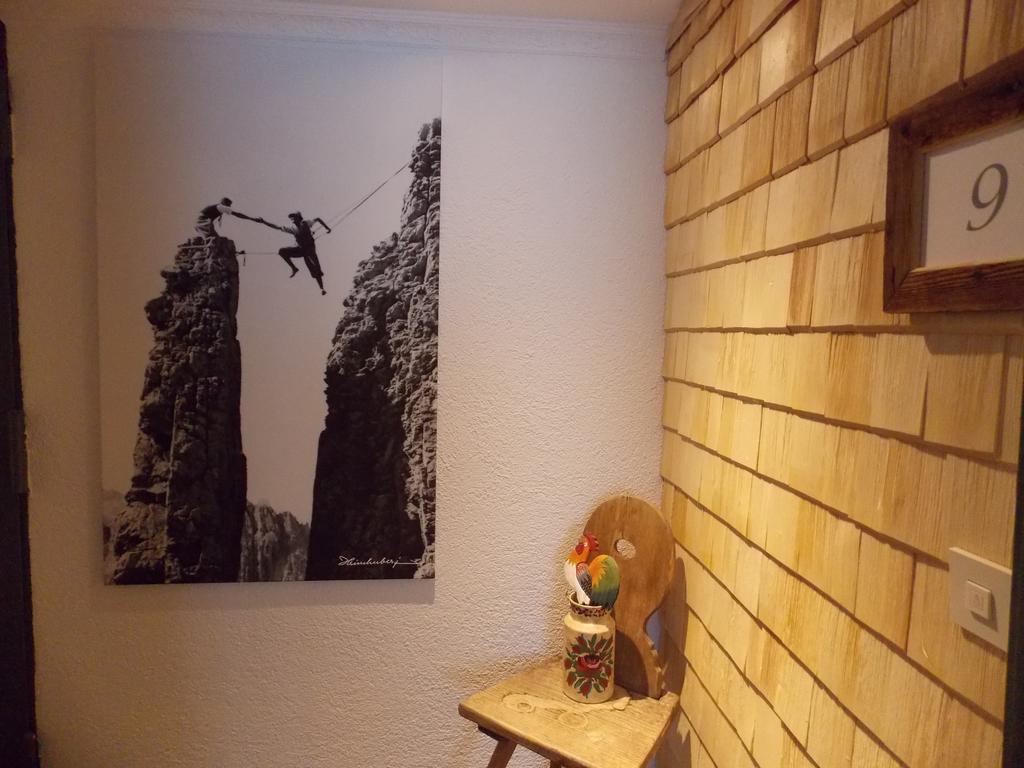 Hotel Landhaus Staufenblick Oberstaufen Bagian luar foto
