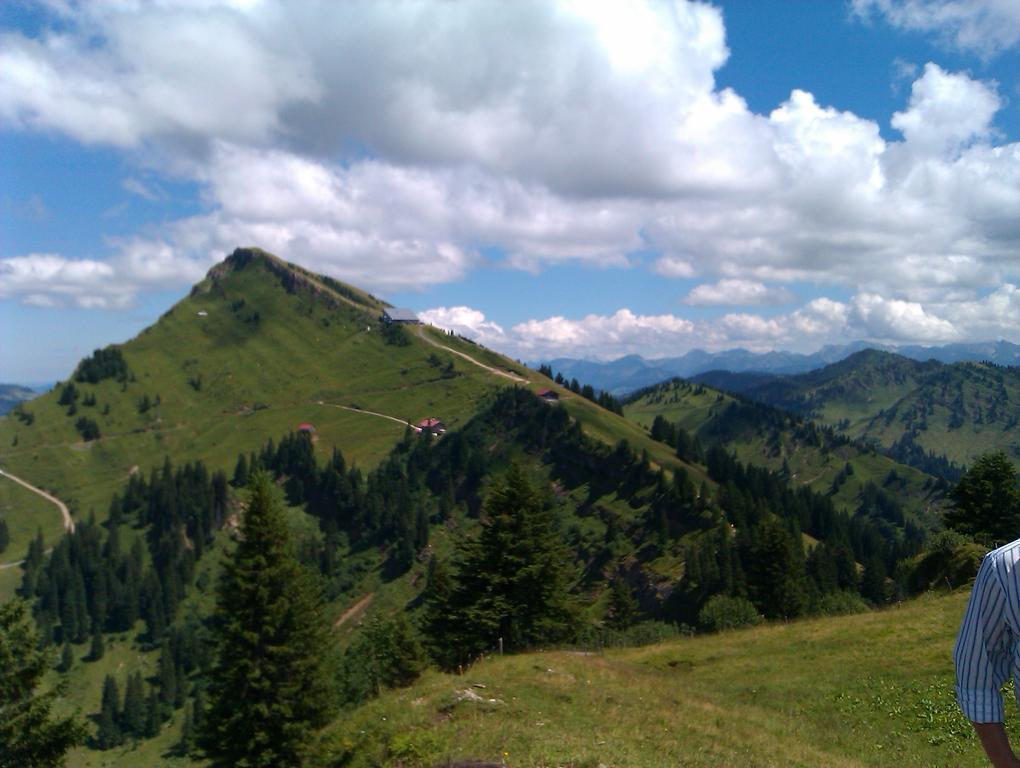 Hotel Landhaus Staufenblick Oberstaufen Bagian luar foto